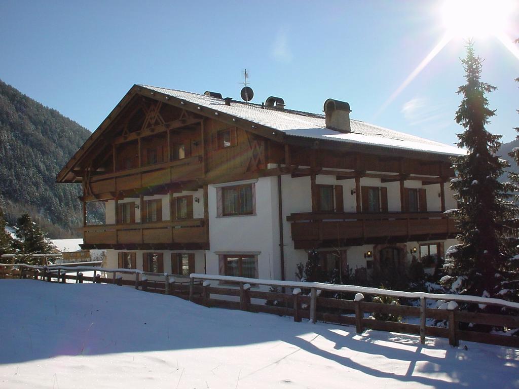 Residence Gruenwald Valles Eksteriør bilde